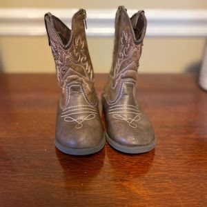 Toddler size 9 cowgirl boots